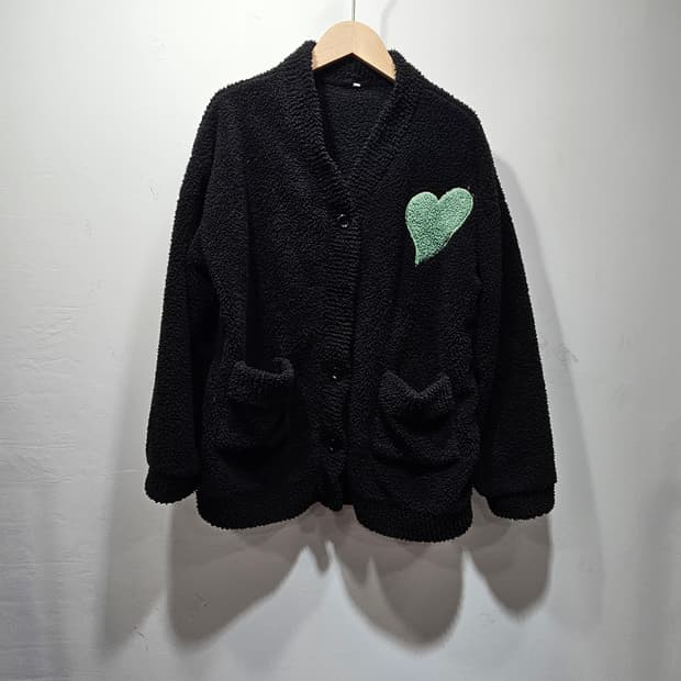 민트 하트아플리케 뽀글이 가디건