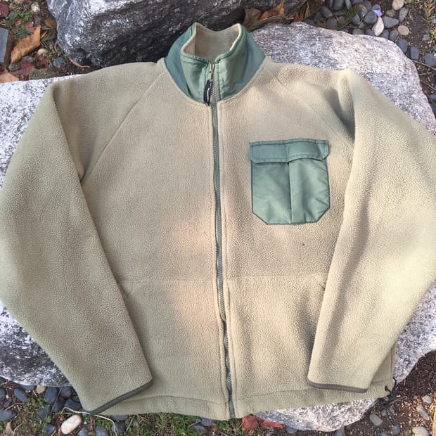 90s neighborhood fleece