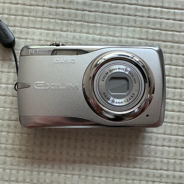 카시오 엑슬림 z550
