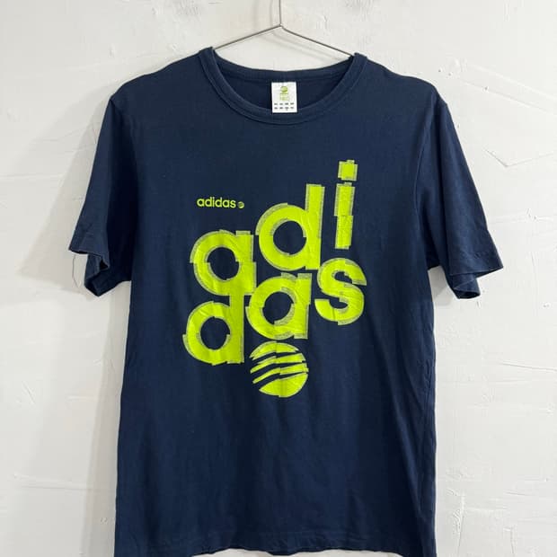 adidas neo big logo printing tee