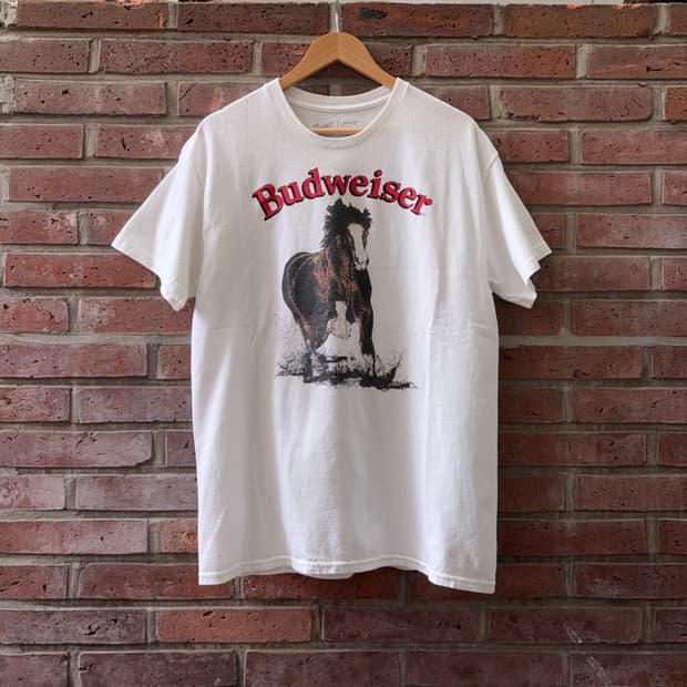 버드와이저 Budweiser 말 그래픽 티셔츠