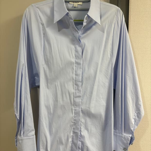 cos테일러드 포플린블라우스 블루S