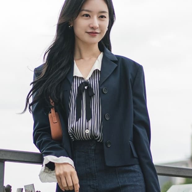 무디디 클래식 쇼트 자켓 네이비