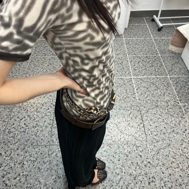 애니멀 프린팅 티셔츠