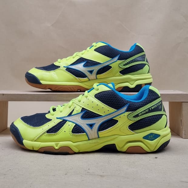 미즈노 웨이브 트위스터4  배드민턴화 255