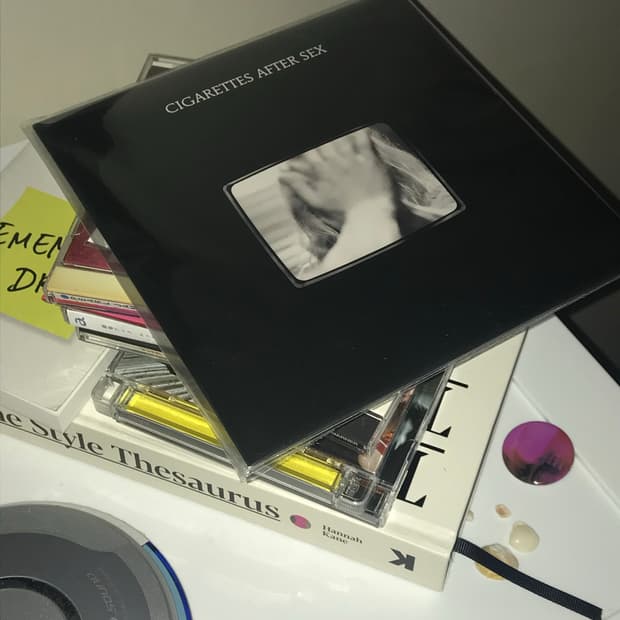 Cigarettes after sex- Anna Karenina