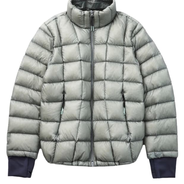 999휴머니티 패딩 (구함)