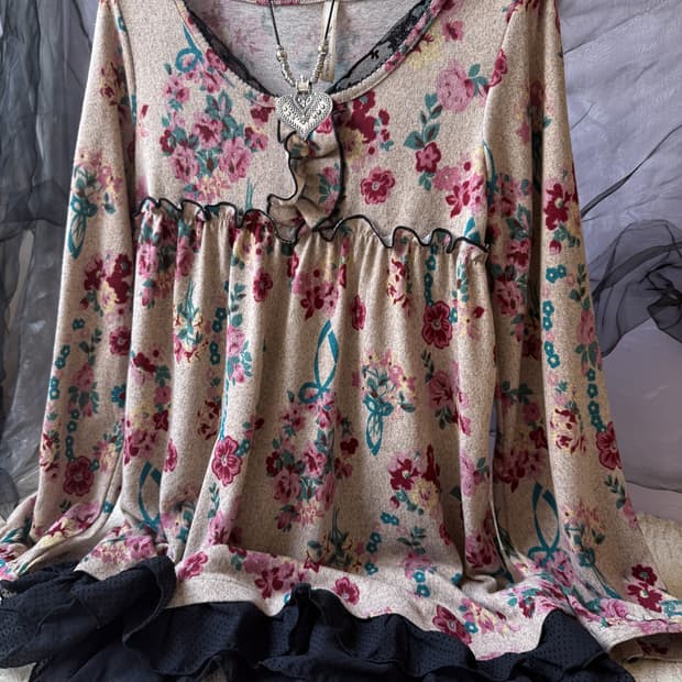 Floral Dot Lace Long T-shirt 0140