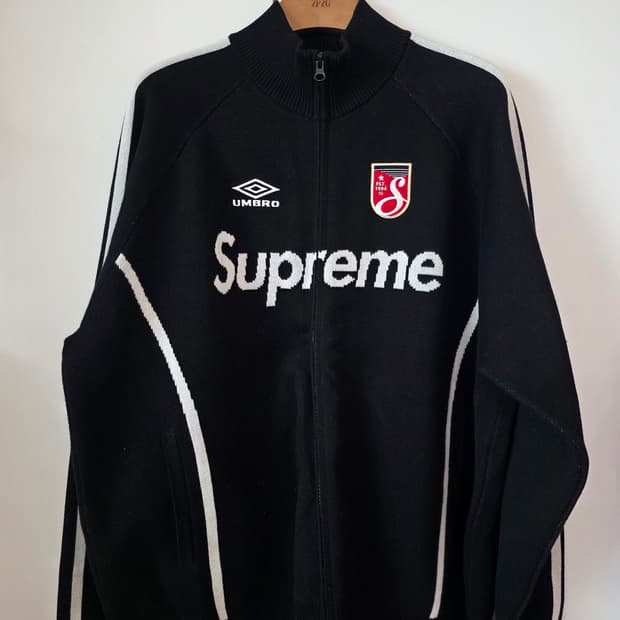 슈프림 x 엄브로 집업 스웨터 블랙