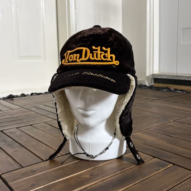 본더치 벨벳 트루퍼 셰르파 캡