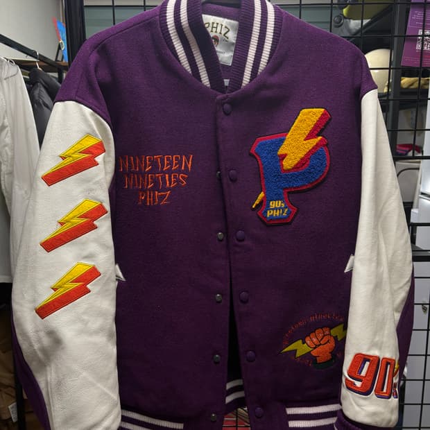 헤지스 바시티 자켓