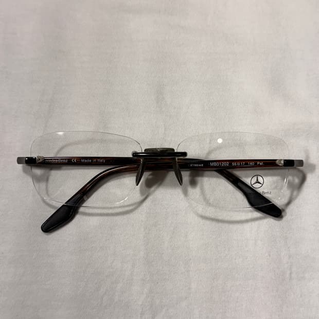 메르세데스 벤츠 made in italy 무테 안경