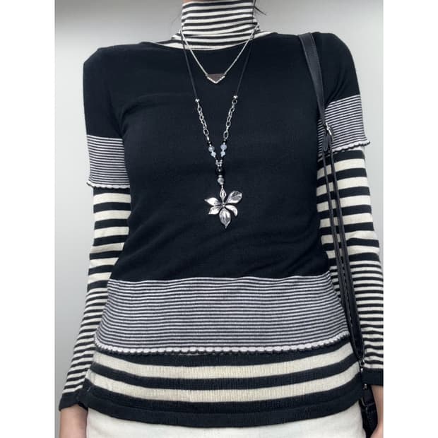 빈티지 블랙 반팔 니트