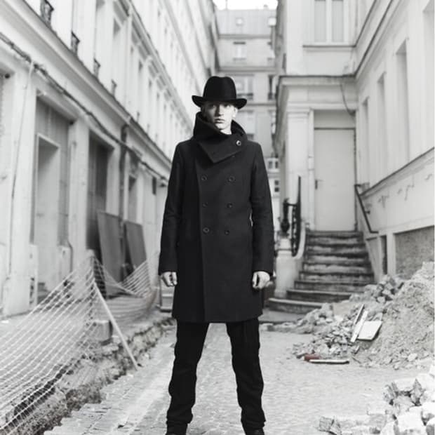 더 비리니 안느 멜튼 하이넥 코트 s