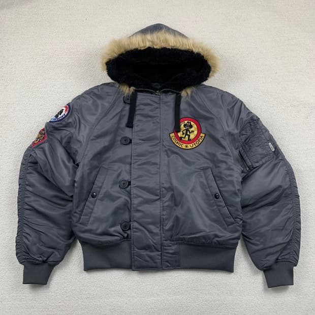 팀 코믹스 패치드 MA-1 항공점퍼 건메탈 