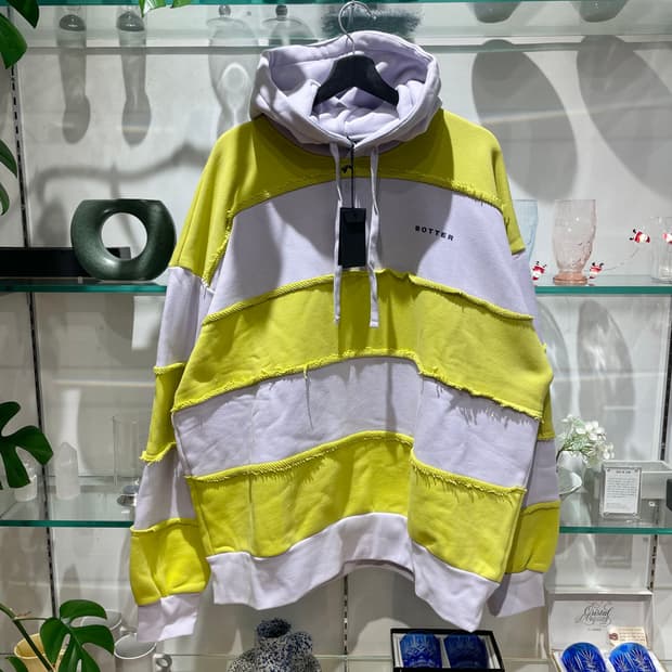 보터 raw edge stripe hoodie