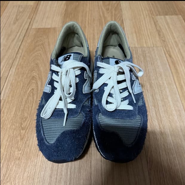 뉴발란스 칼하트 990v1 270