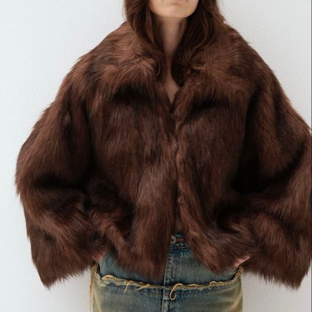 LEINWANDE Vegan Fur 라인반드 퍼자켓 오눅 착용 