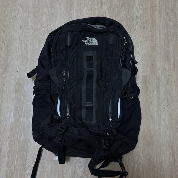 노스페이스 고프코어 박스샷 백팩 