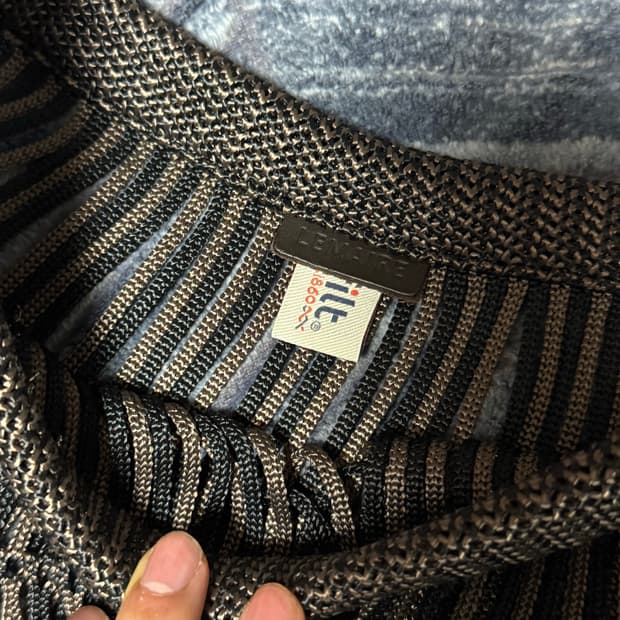 르메르 네트백 쉐브롱 마론 글라세 블랙