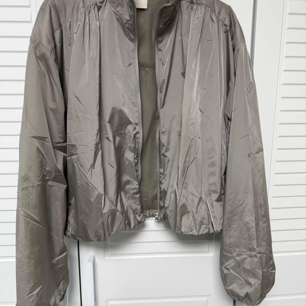 아모멘토 볼륨 크롭 블루종 자켓