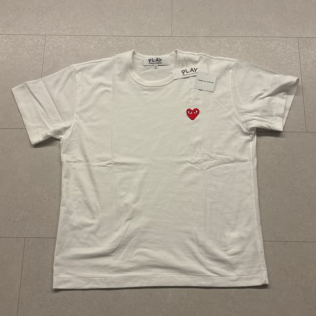 꼼데가르송 반팔티 (XL) 남녀 공용