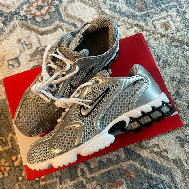 나이키 에어 줌 스피리돈 케이지 2 메탈릭 실버 (새제품,270)