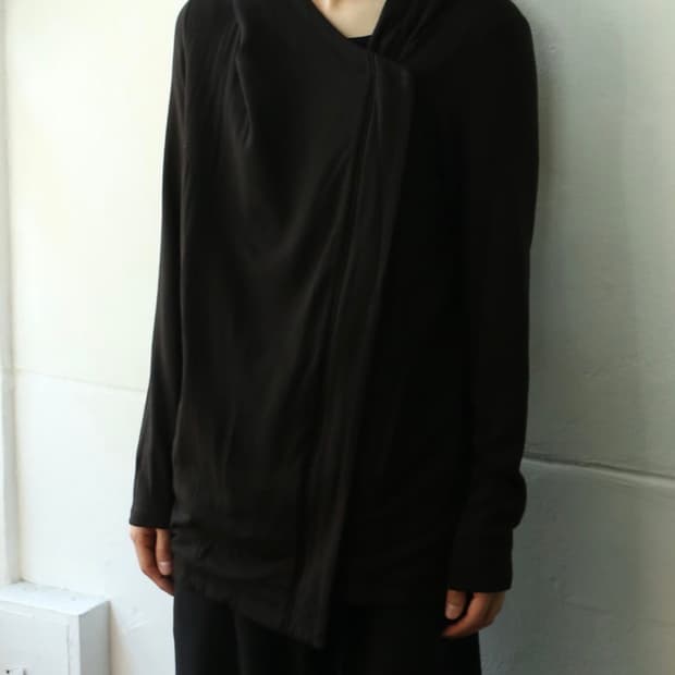 헬무트랭 드레이프 사선 후드 자켓 블랙