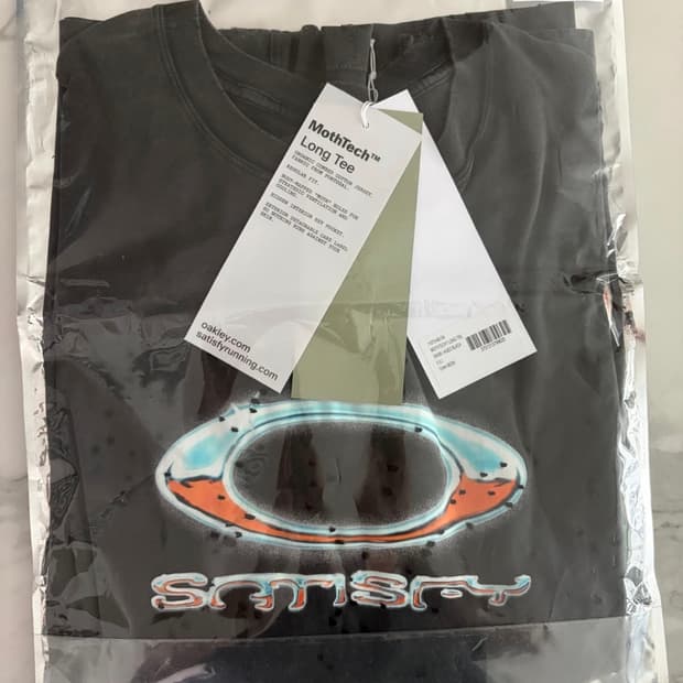 새티스파이 오클리 모스테크 롱슬리브 L