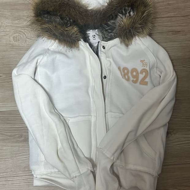 아베크롬비 Distressed 퍼 후드집업 화이트