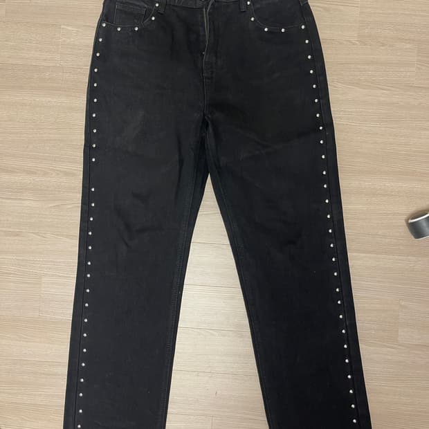 엑스트라오디너리 스터드 데님팬츠