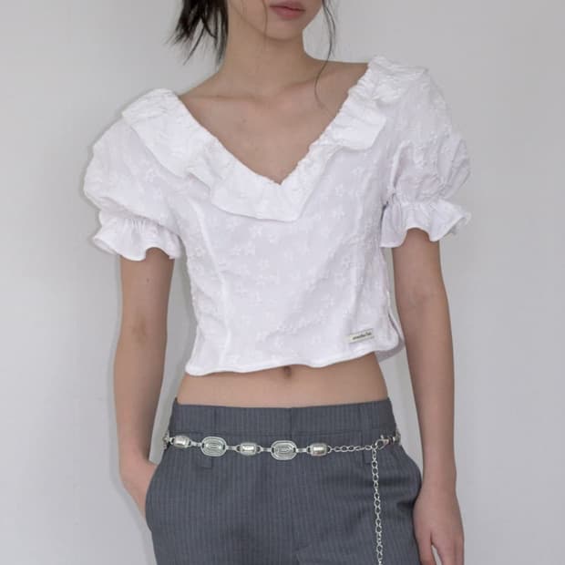 오버듀플레어 러플 자카드 블라우스 최저가