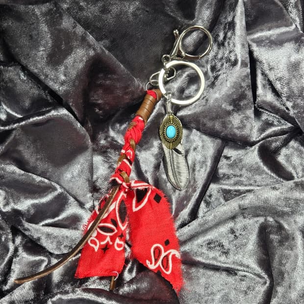 핸드메이드 커스텀 반다나 메탈패더 키링 ( OS ) / 11077