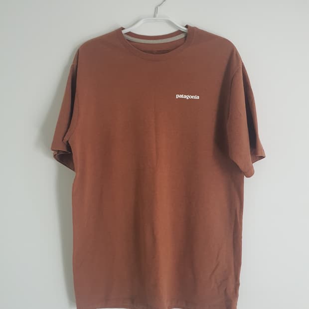 파타고니아 반팔 티셔츠