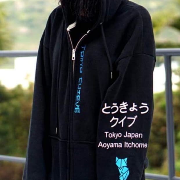 쿠이브 후드집업