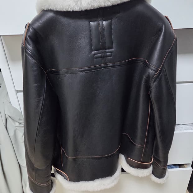 디아프바인 B-3 무스탕