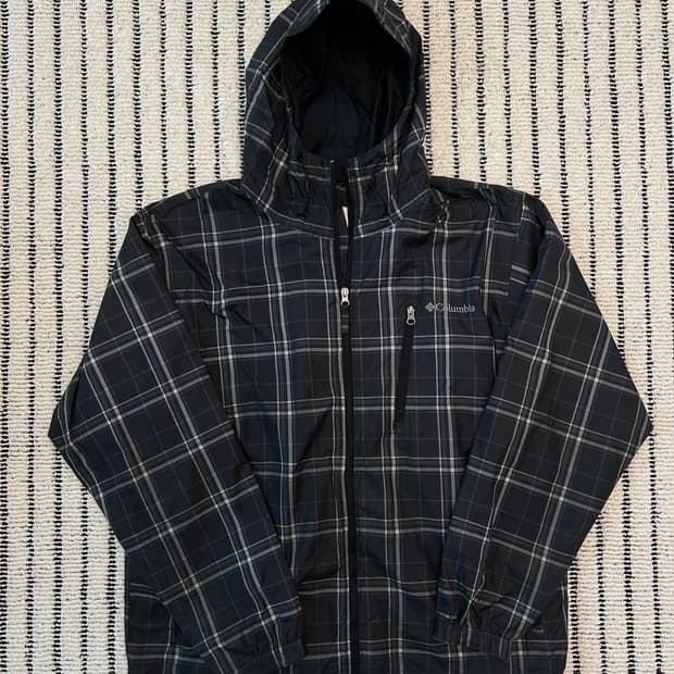 콜럼비아(columbia) 체크 패턴 바람막이