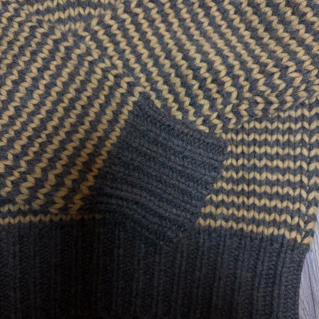 컬러컬러 AURORA HIGH-NECK KNIT (persimmon)