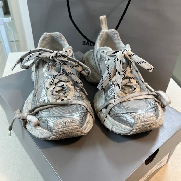 발렌시아가 3XL 썸머메쉬 스니커즈 화이트실버