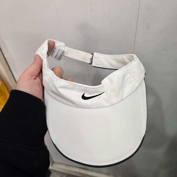 FREE사이즈 )) NIKE 나이키 썬캡 모자! 화이트 & 블랙