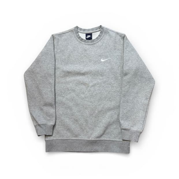 Nike 베이직 그레이 맨투맨 