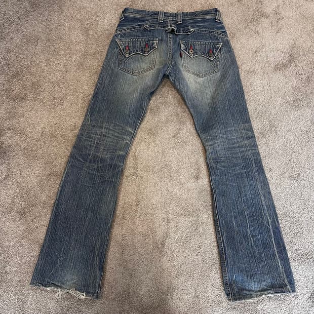 에드윈 신치백 로우라이즈 부츠컷 데님(27)