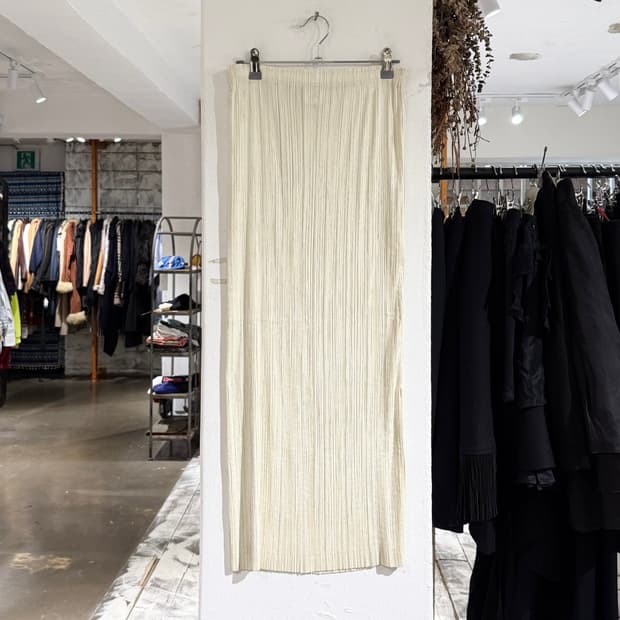 이세이 미야케 페테 아이보리 플리츠 롱 스커트