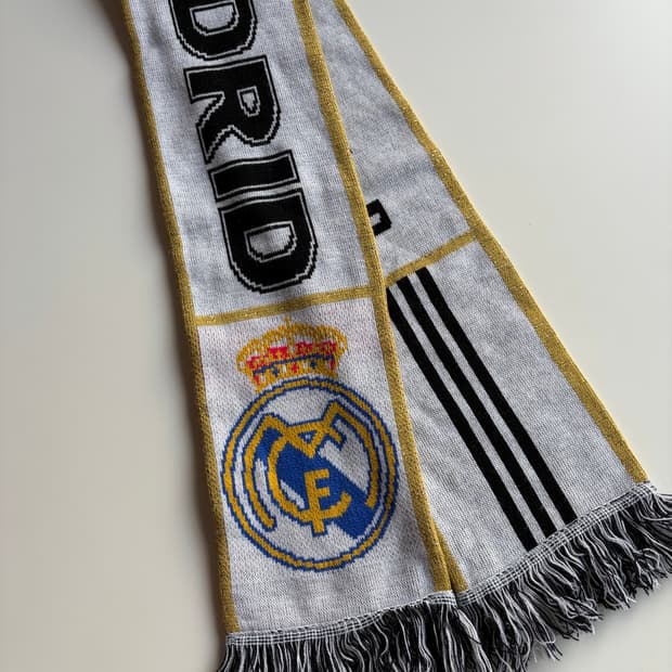 아디다스 레알마드리드 머플러
