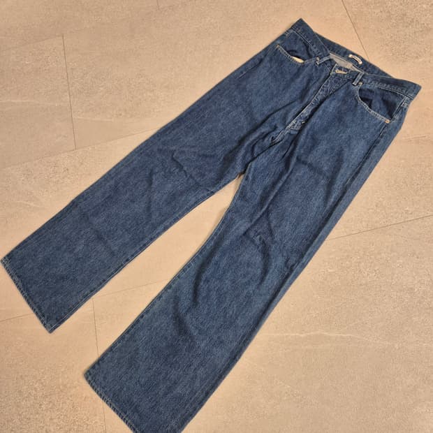 오라리 샐비지 라이트 데님 팬츠 22시즌