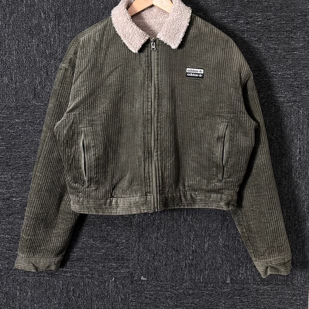 아디다스 코듀로이 양면 보아털 자켓 M 카키