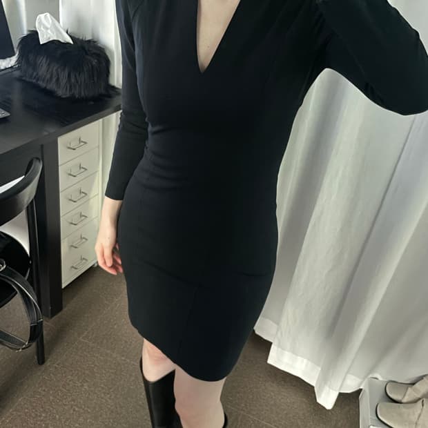 HELMUT LANG deep v-neck slim dress