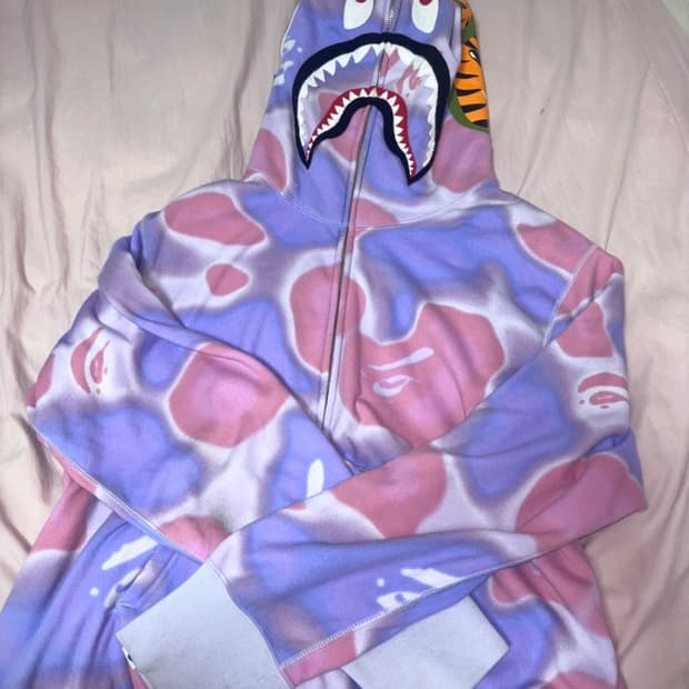 베이프 핑크 리퀴드 카모 샤크 후드집업