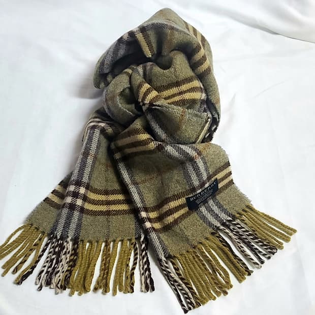 버버리 BURBERRY 노바체크 울 머플러 올리브