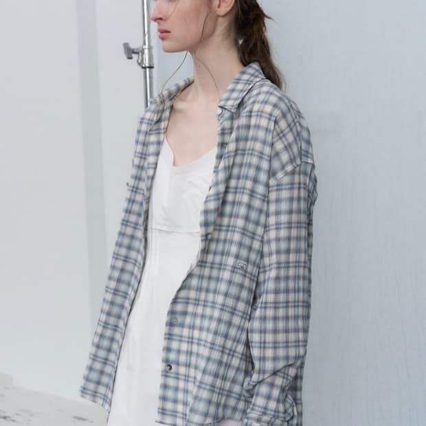 포에토 FiFi check shirt